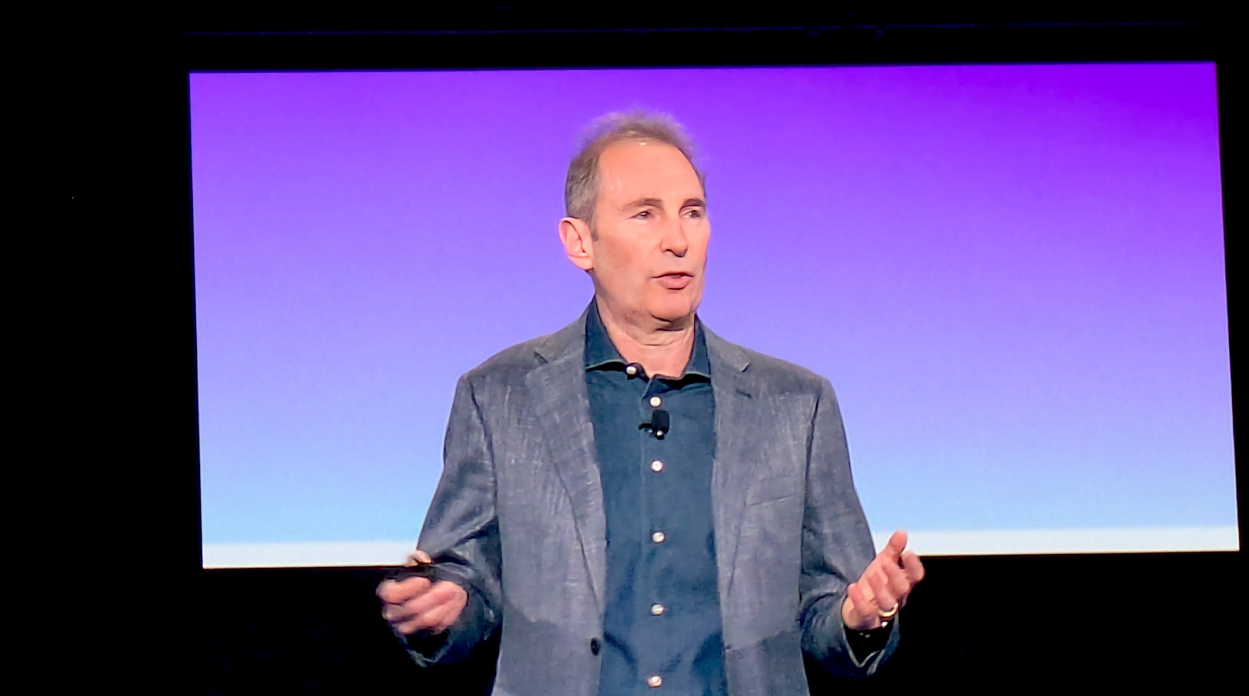 andyjassy-awsreinvent2024-stage2 andyjassy-awsreinvent2024-stage2